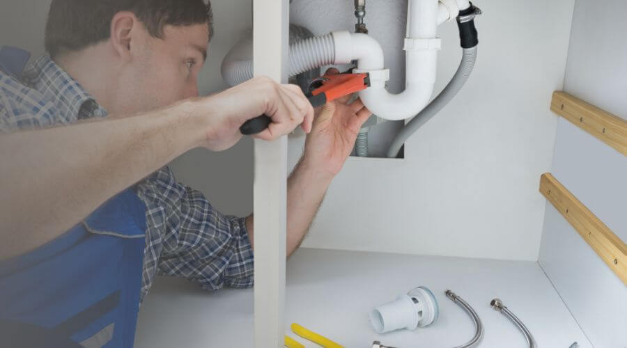 Professional expert plumbing services in Powers, MI